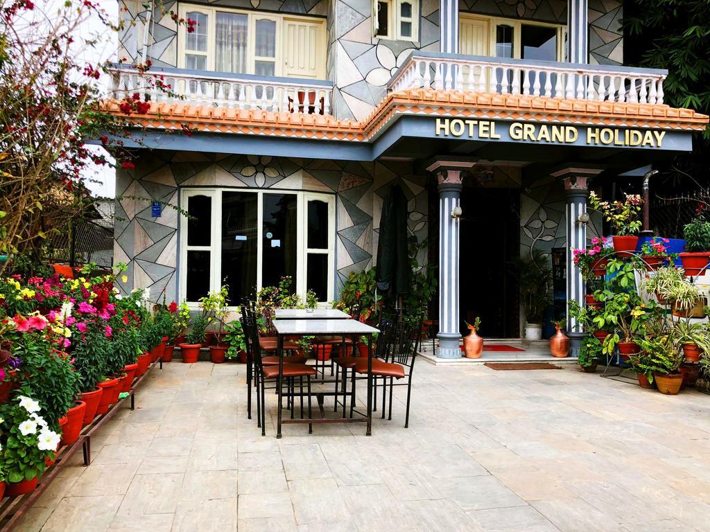 Hotel Grand Holiday Pokhara Exterior photo